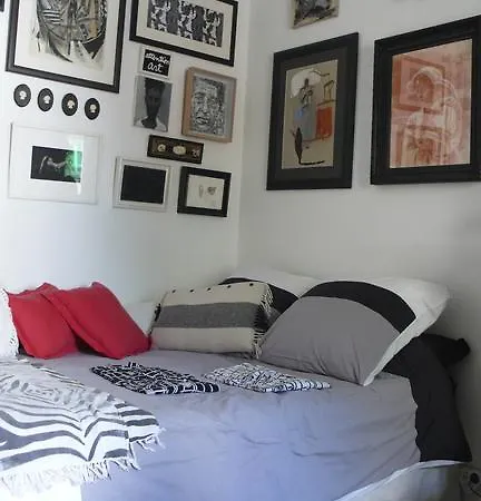 Bed & Breakfast Tour Montparnasse Parijs